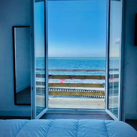 « La Vague » 8-10 Pers